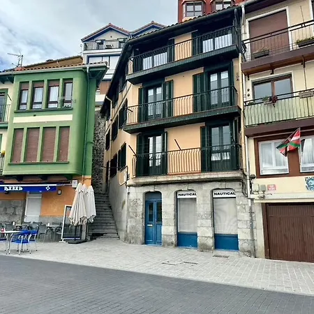 Istua - Etxie La Casa *