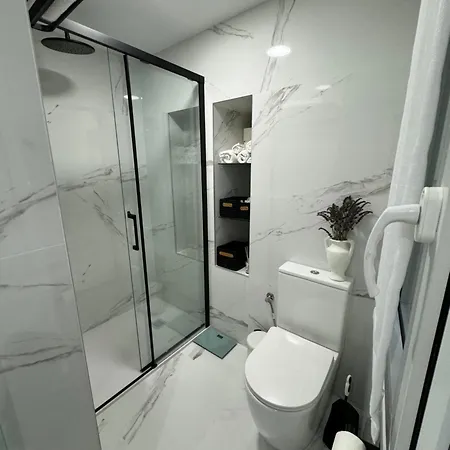 Istua - Etxie La Casa *