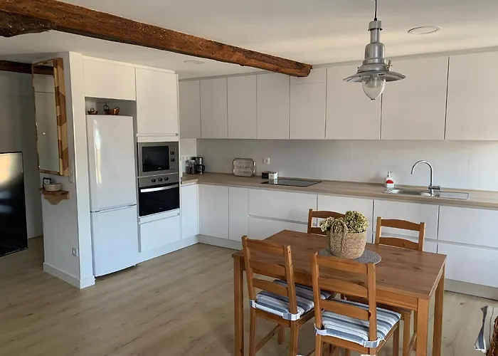 Istua - Etxie La Casa *